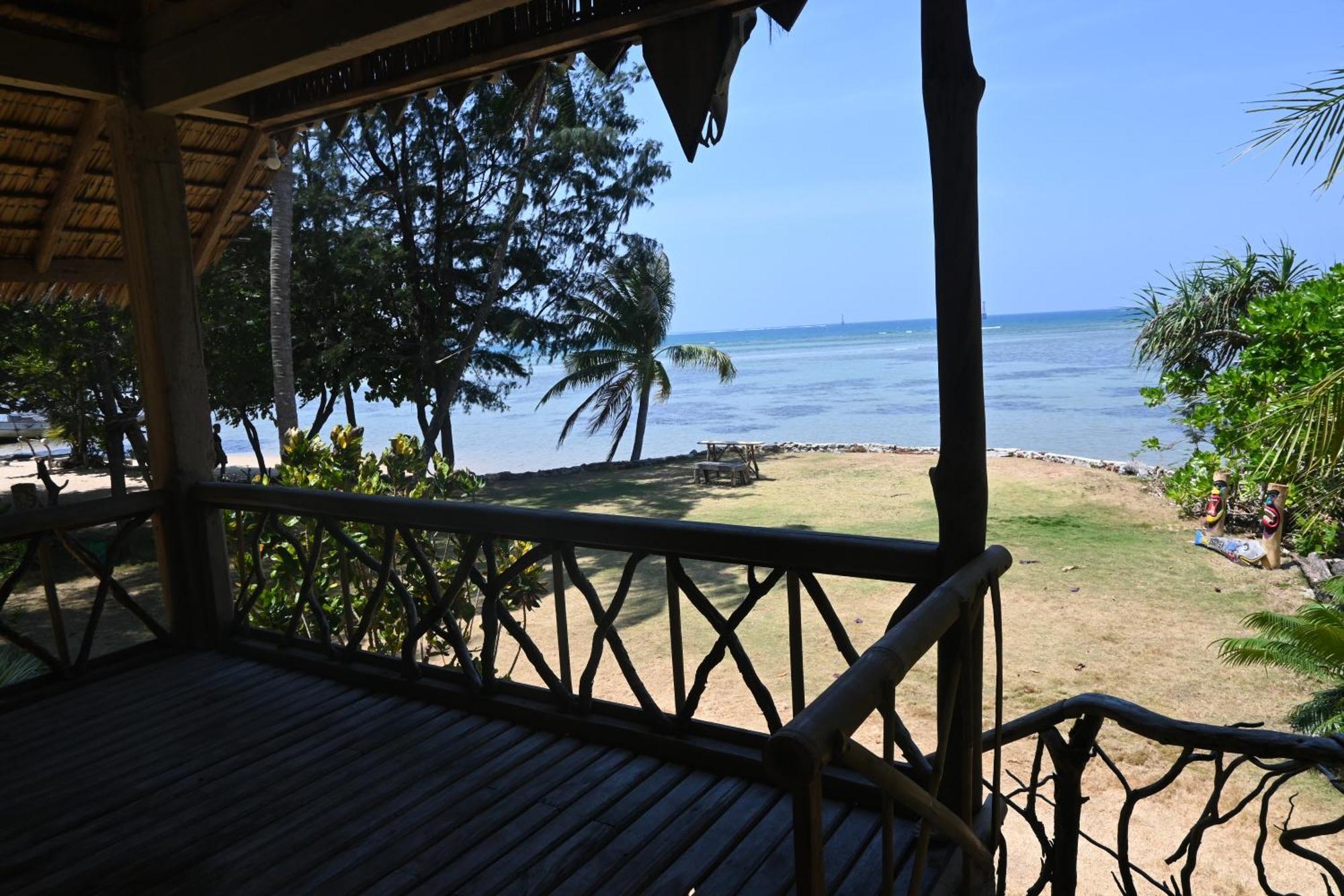 Villa Bunga Jabe Karimunjawa-Inseln Exterior foto