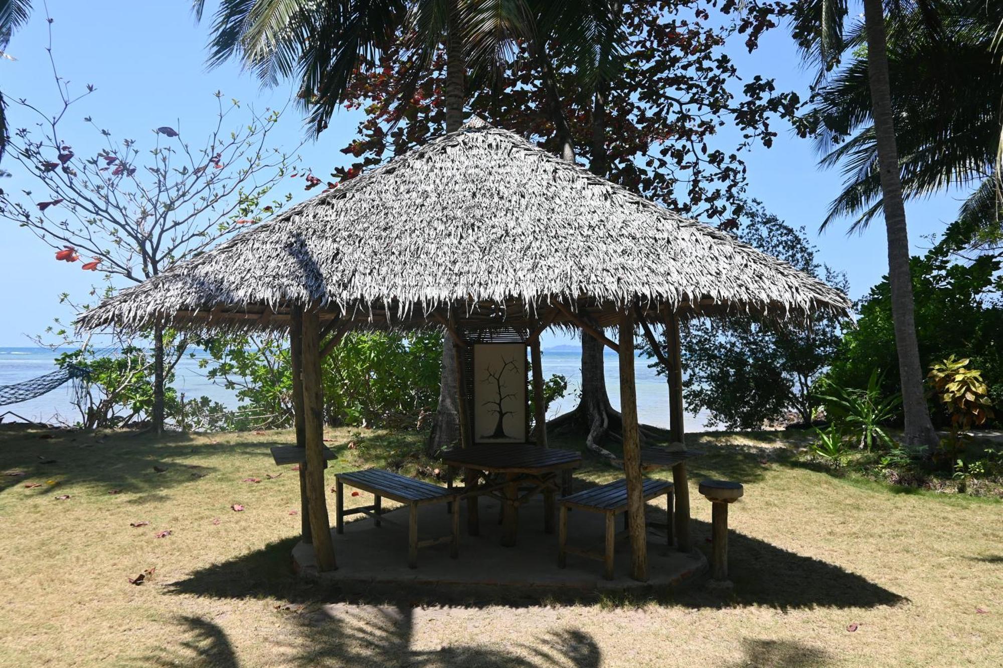Villa Bunga Jabe Karimunjawa-Inseln Exterior foto