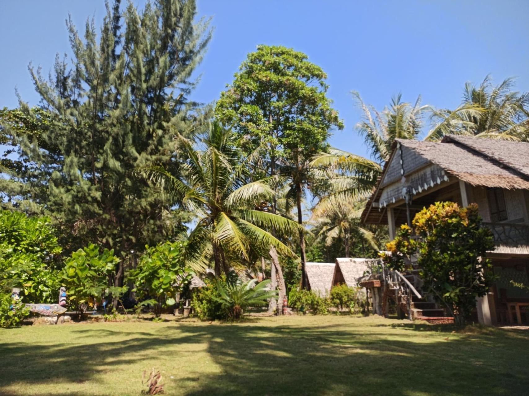 Villa Bunga Jabe Karimunjawa-Inseln Exterior foto
